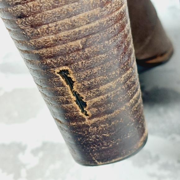 BCBG Tan Leather Block High Heels Buckle Ankle Boots V674 - Picture 12 of 13